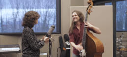 Eben Double Bass & Marta Pérez, Walking On The Moon. Duet contrabaix i veu.